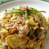 Классический китайский жареный рис с яйцом